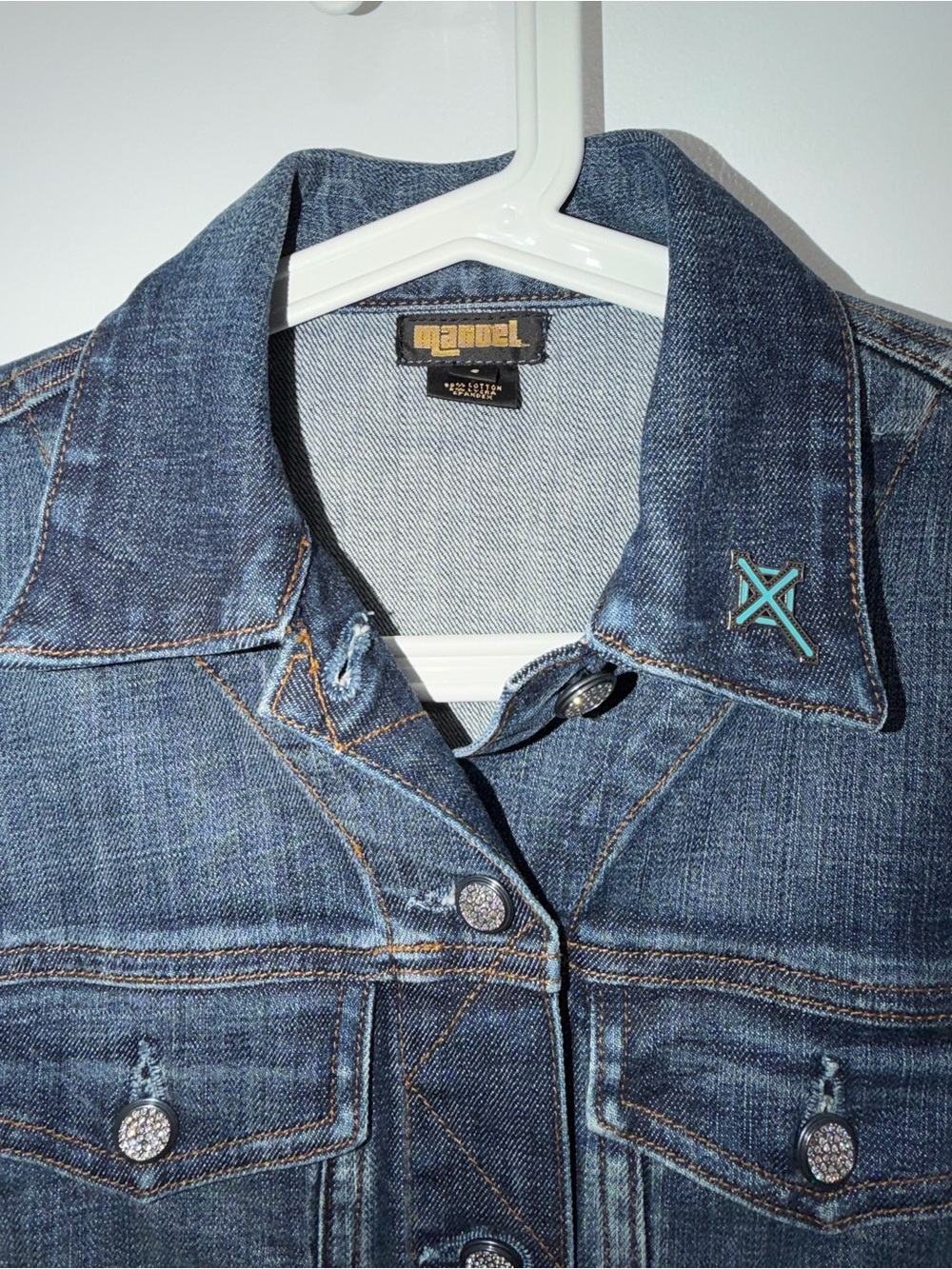 Manuel Denim Jacket Women’s Sz Small Rhinestone Buttons Cross Detail Made in USA - Picture 4 of 16